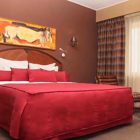 Hotel Memling Киншаса Экстерьер фото