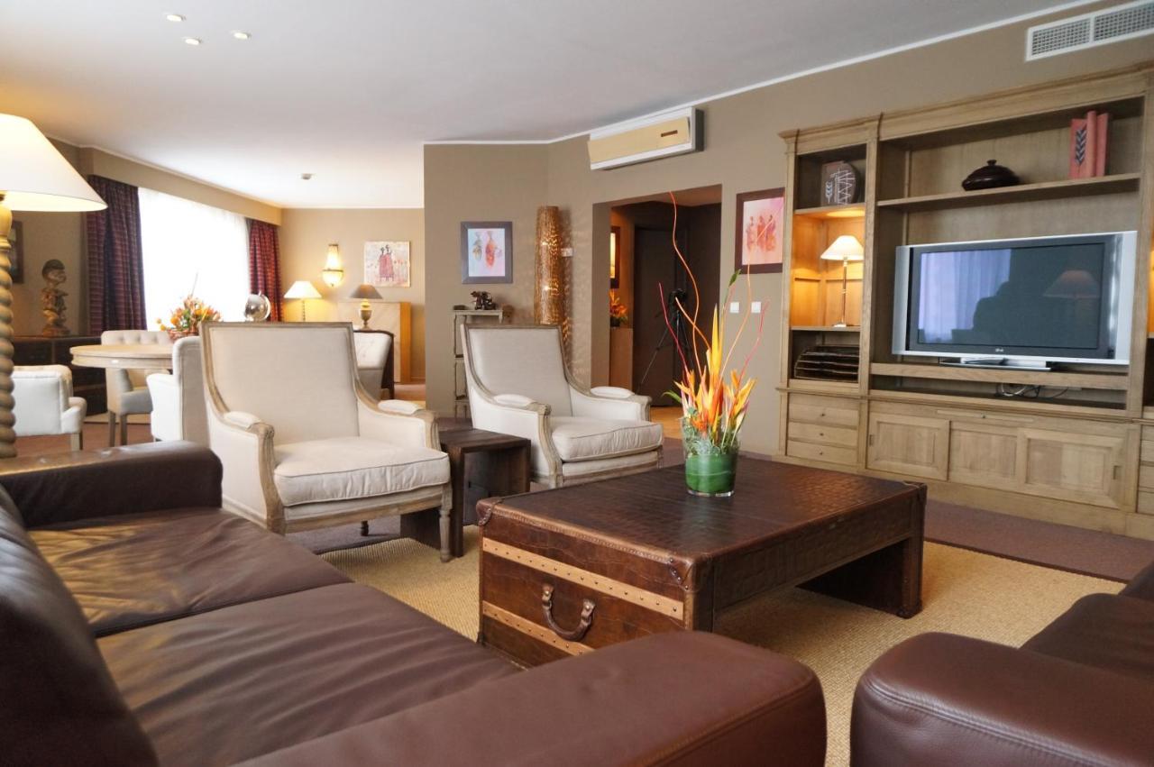 Hotel Memling Киншаса Экстерьер фото